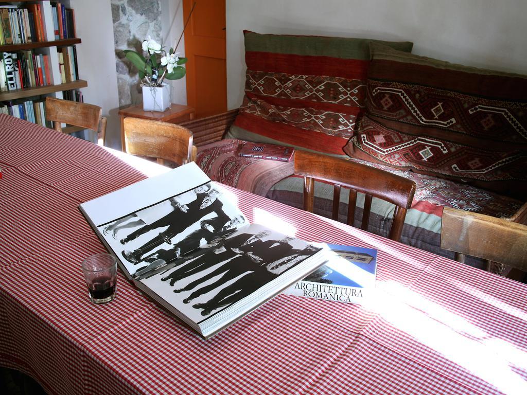 B&B Contrada Lunga Abbadia Lariana Buitenkant foto