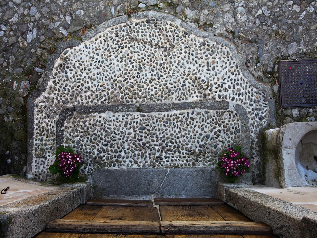 B&B Contrada Lunga Abbadia Lariana Buitenkant foto